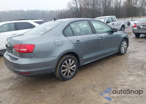 2015 Volkswagen Jetta 1.8T Se z USA, uszkodzony, nr VIN 3VWD17AJ7FM325259